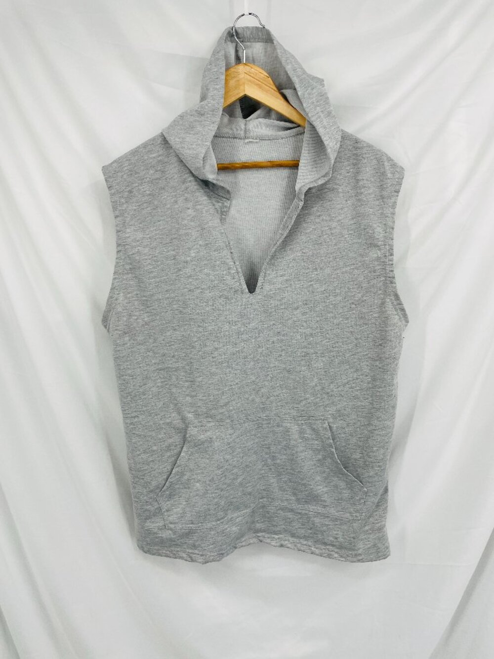 Men's Gray Sleeveless Hoodie Pullover